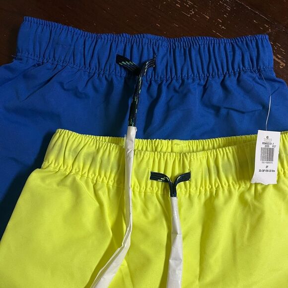 NWT Toddler Boys Swim Trunk Swim Shorts 2T - Picture 3 of 4